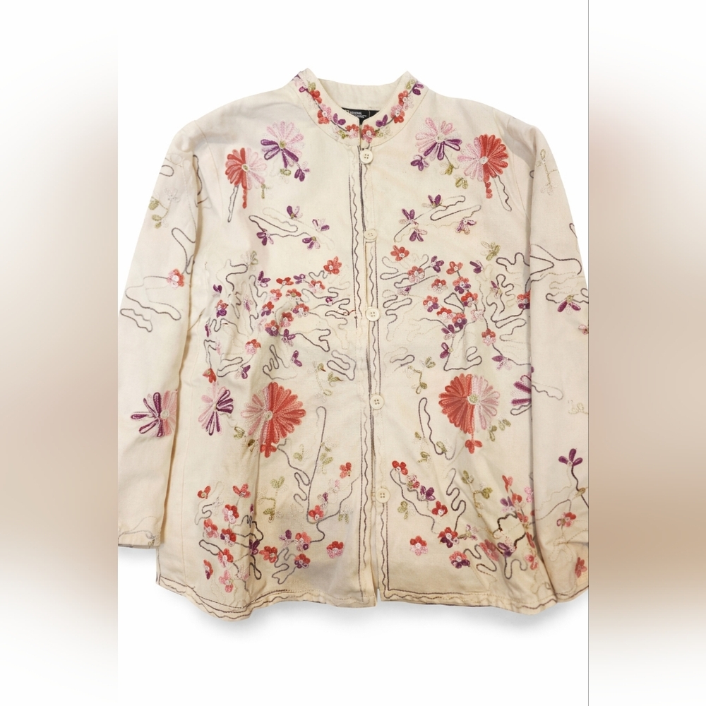 Feb- National Geographic Cream Floral Embroidered Blazer